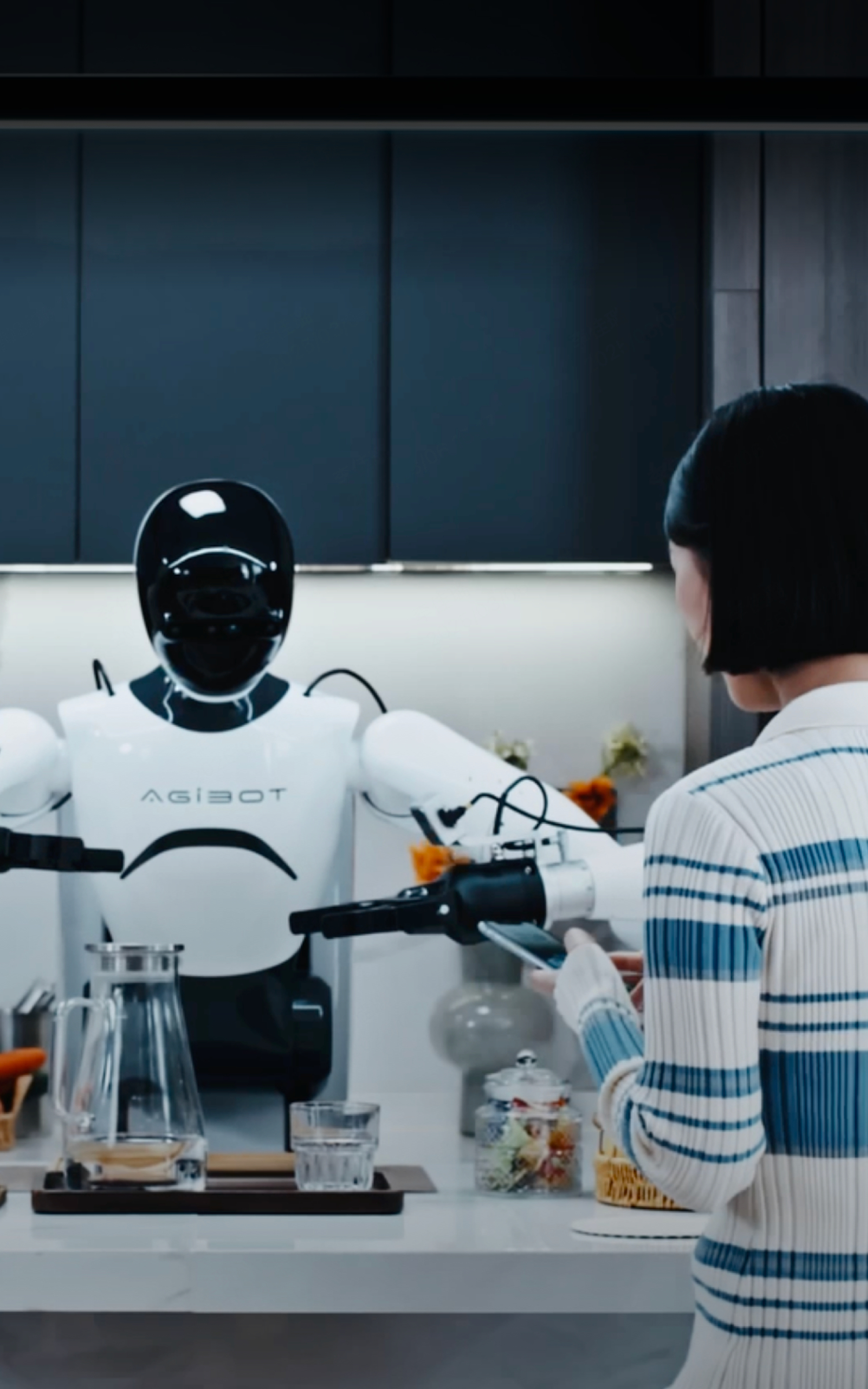 行業(yè)首款！bbin寶盈發(fā)布具身智能一站式開發(fā)平臺(tái)Genie Studio